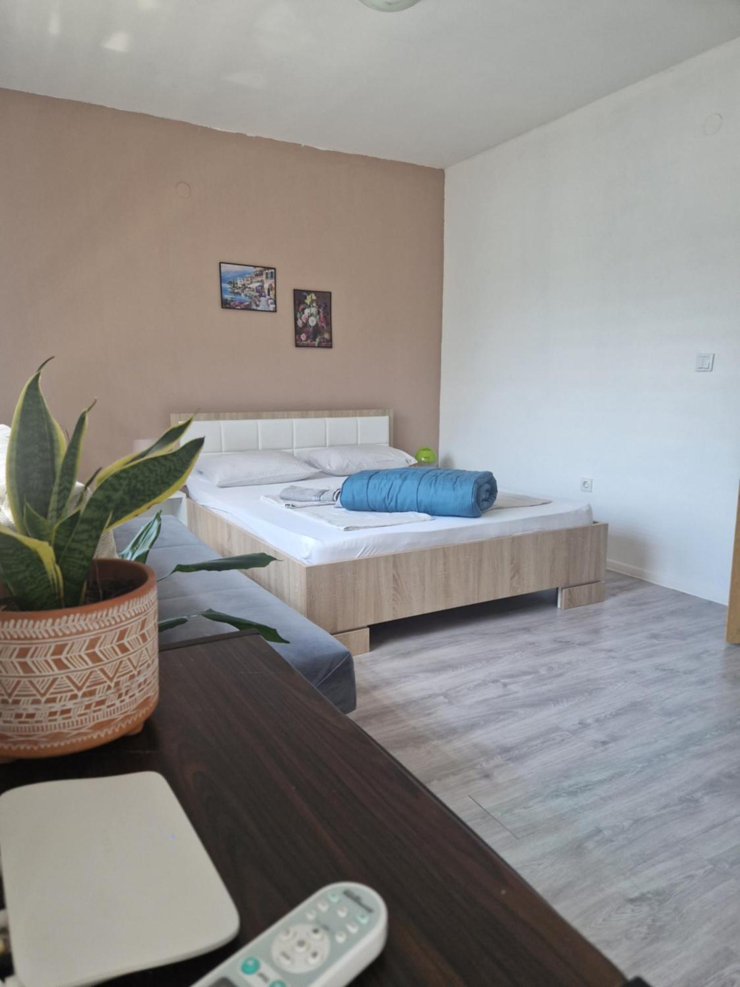 Visit Dreznica Lodge